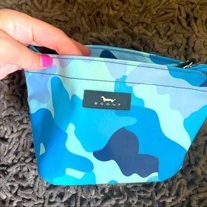 Scout cosmetic or travel bag